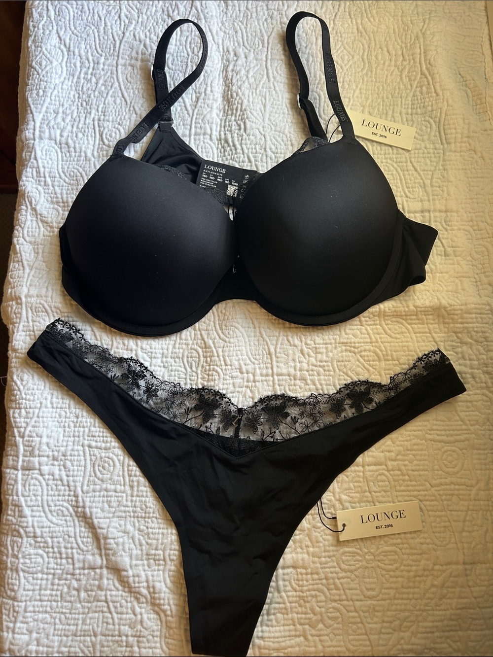 LOUNGE Black Lace Trim Push-Up Bra & Thong Set NWT